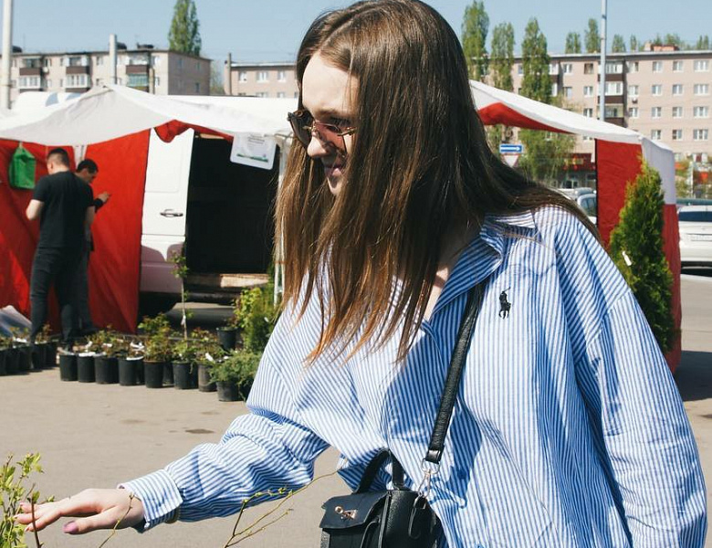 В Курске  с 25 по 27 апреля у гипермаркета «Линия» на Энгельса прошла специализированная выставка-ярмарка Садовая